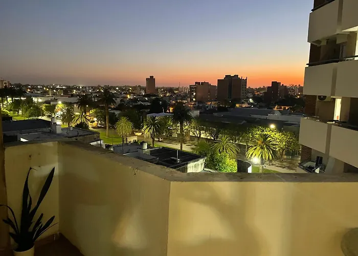 Departamento Vista Bella, A 3 Cuadras De La Terminal Y Del Centro, Excelente Ubicacion